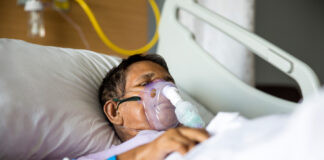 Anh: kéo dài thời gian phong tỏa, hơn 4.000 bệnh nhân mắc covid phải thở máy