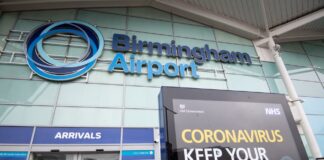 Khai báo y tế không trung thực, hành khách bị phạt 10,000 bảng