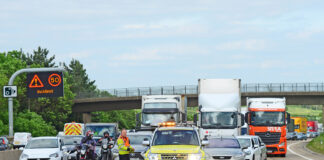 Người Anh sẽ được trả tiền để không sử dụng xe ô tô chạy xăng